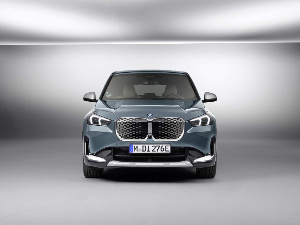 BMW iX1 eDrive20 2024 - diseño exterior frente