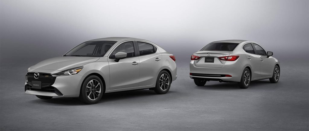 Mazda 2 sedán 2024 en México - Color Blanco aperlado mica con renovado diseño exterior