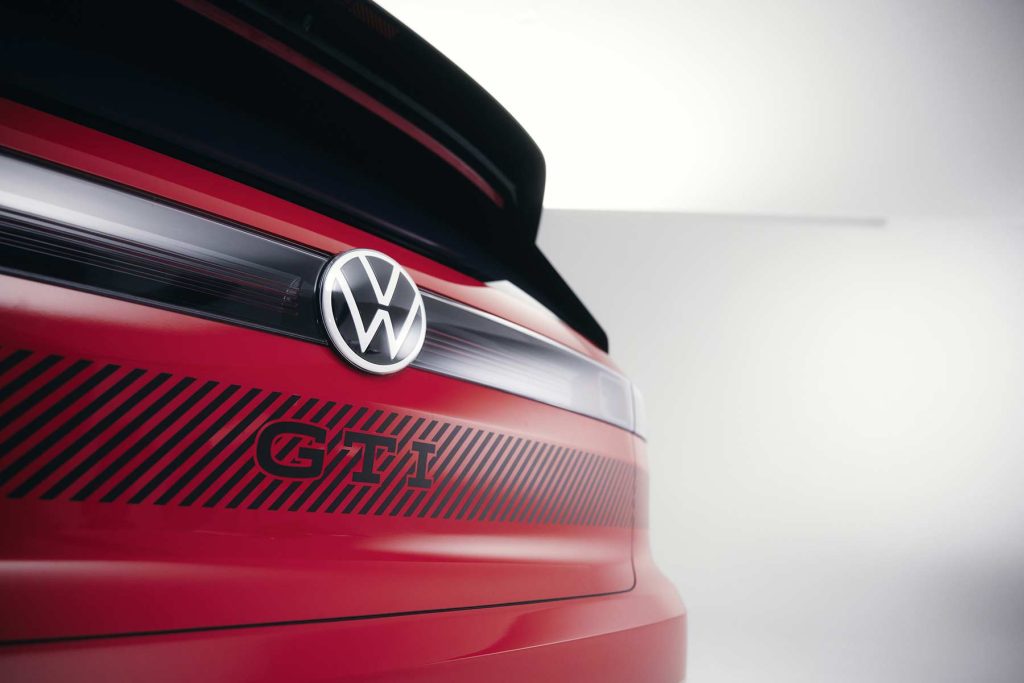 Volkswagen ID. GTI Concept diseño exterior - emblema posterior y logotipo GTI