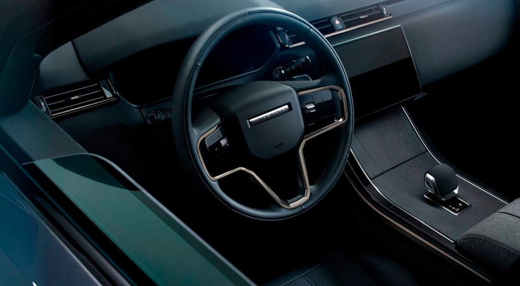 Land Rover Range Rover Velar 2024 en México - diseño interior moderno, volante
