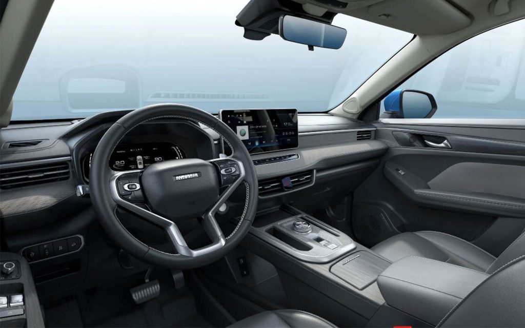 GWM Haval Jolion 2024 híbrida - interiores - pantalla touch con Android Auto y Apple CarPlay, consola central, volante con controles y tablero futurista
