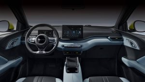 BYD Dolphin Mini 2024 en México - diseño interior, pantalla consola, volante