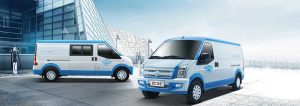 DFSK EC35 2024 van para el trabajo - 100% eléctrica - diseño exterior frontal y lateral