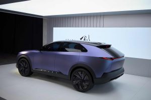 Mazda Arata auto concepto eléctrico - lenguaje de diseño para 2025 - parte lateral, rines, defensa