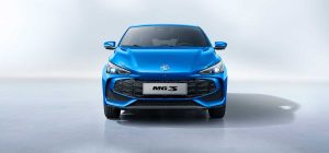 MG3 Hybrid+ 2024 diseño frontal, frente con amplia parrilla y faros LED