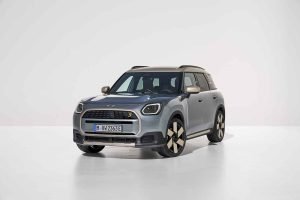 Mini Countryman 2025 en México - eléctrico diseño exterior - frente y lateral