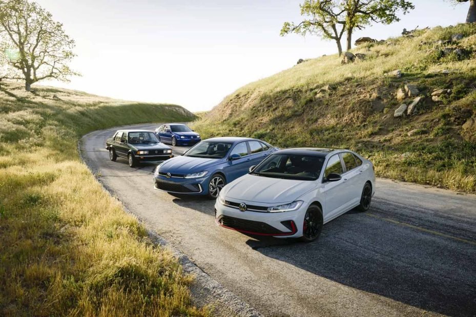 Volkswagen revela el nuevo Jetta 2025 hecho en México