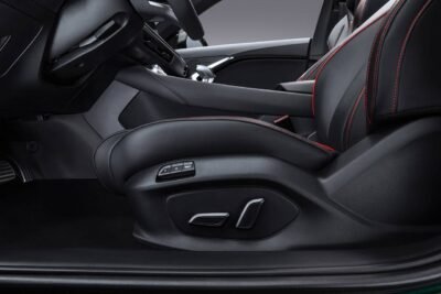 MG7 2025 en México: diseño interior, asientos delanteros, con ajuste eléctrico