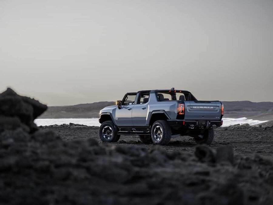 Hummer EV 2025 nuevo Hummer eléctrico en México, diseño exterior parte posterior, versión pickup