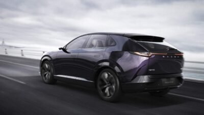 Mazda EZ-60 SUV eléctrica