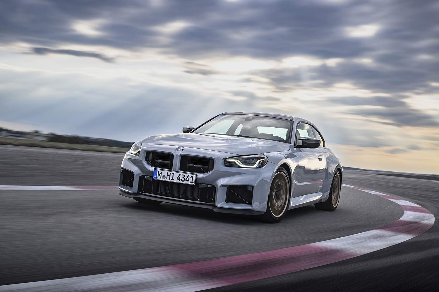 El nuevo BMW M2 CS 2026 es presentado: el superdeportivo es hecho en México para el mundo