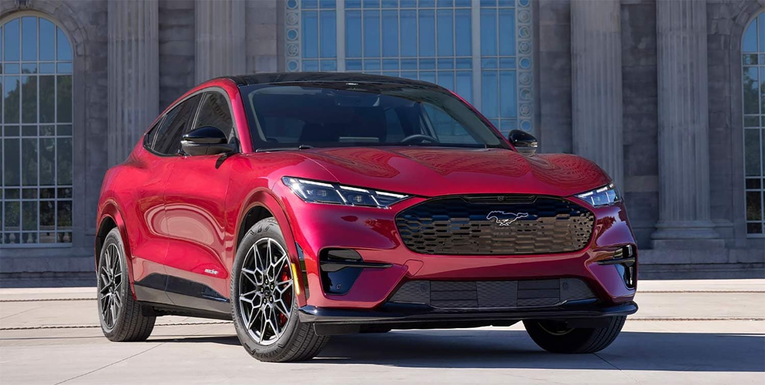 Ford lanza el renovado Mustang Mach-E 2025 en México en alianza con VEMO