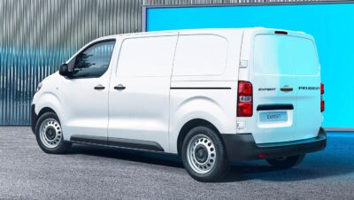 Peugeot Expert 2026 - posterior