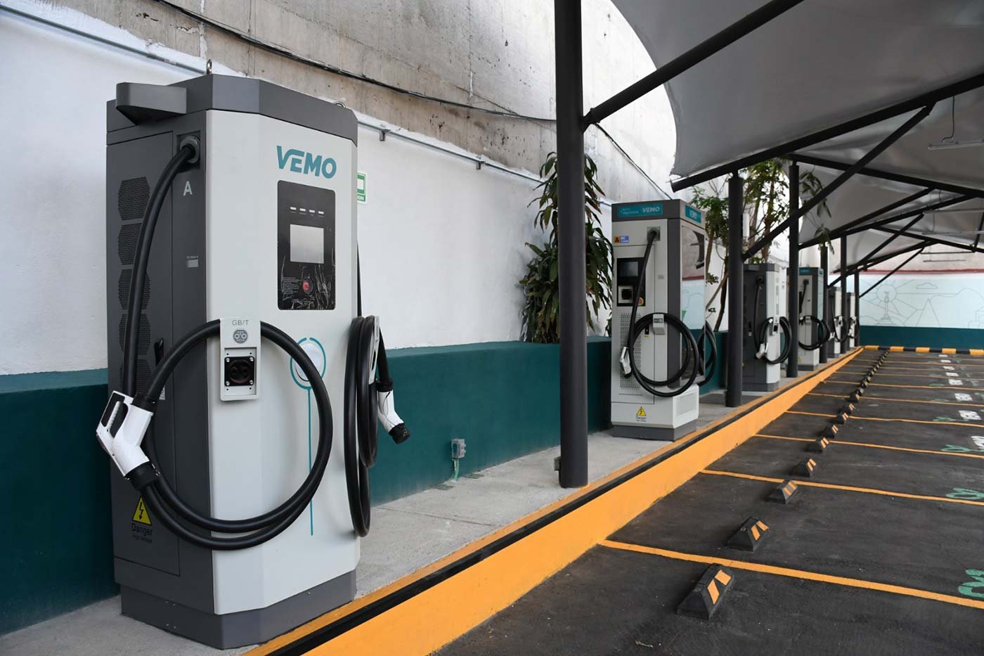 Ford y VEMO anuncian alianza para impulsar la electromovilidad en México y ofrecerán saldo de 5,000 pesos