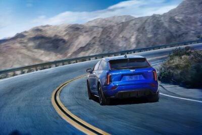Cadillac presenta OPTIQ-V 2026