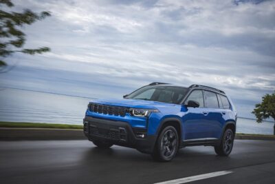 Regresa el Jeep Cherokee 2026 con motor híbrido y fabricado en México