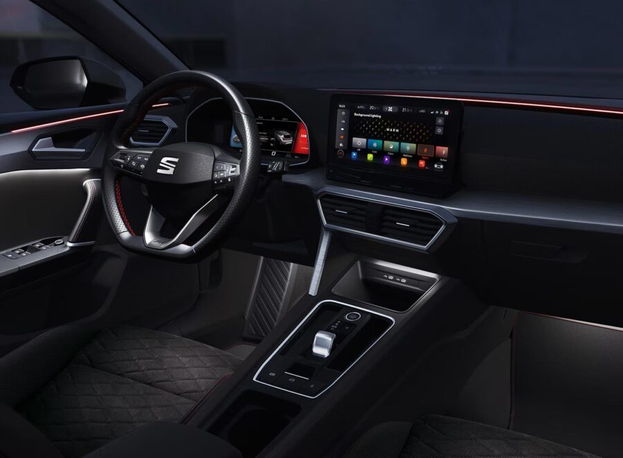 SEAT lanza el León 25 Aniversario 2025 en México
