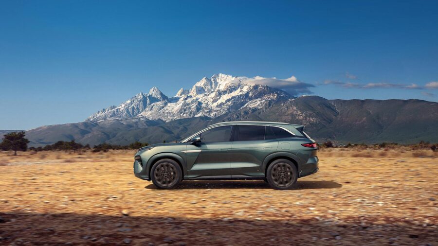 BYD lanza el nuevo Atto 8 2026 en México