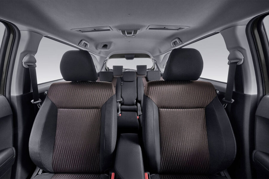 Toyota Avanza 2026 - interior