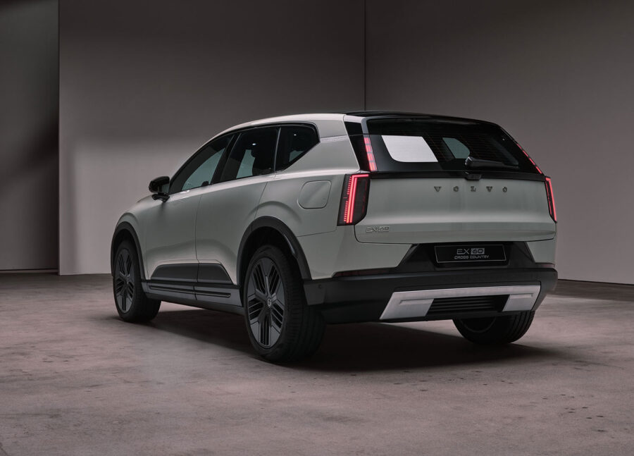 Volvo EX60 2027