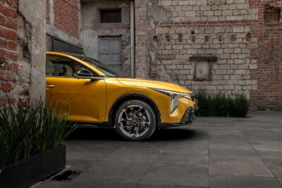 Kia K4 Hatchback 2027 inicia ventas en México estrenando versión EX más accesible.