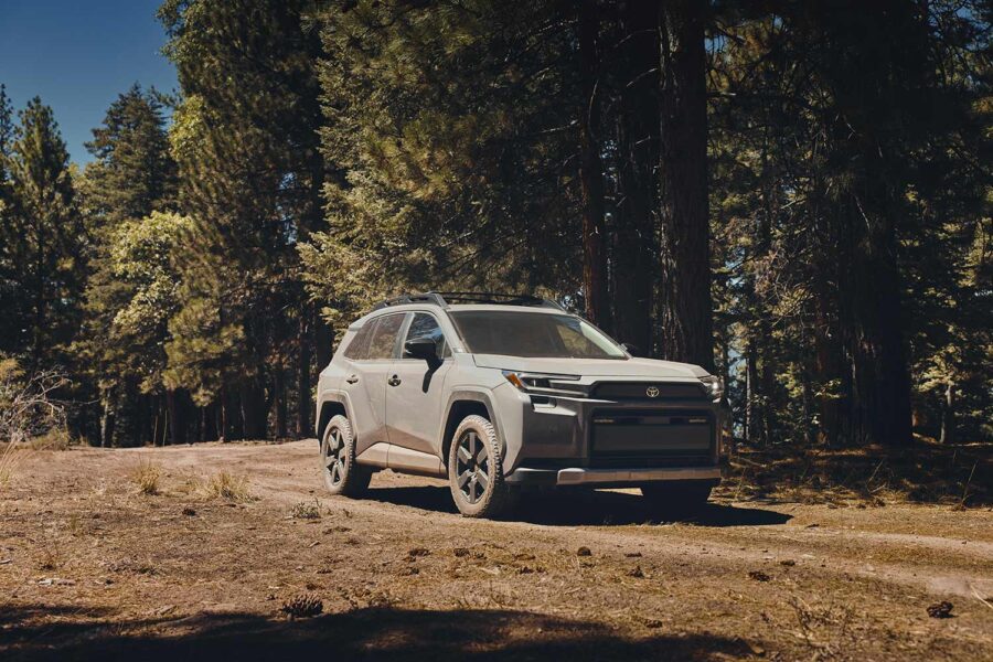 Toyota RAV4 2026 llega a México: nueva generación híbrida en todas sus versiones y pronto la PHEV