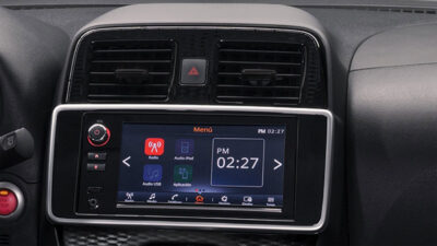 Nissan March 2026 ya está en México, conozcamos sus características, precios, y versiones