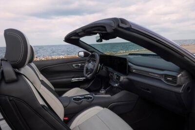Ford Mustang Dark Horse SC convertible: 795 caballos para disfrutar a cielo abierto
