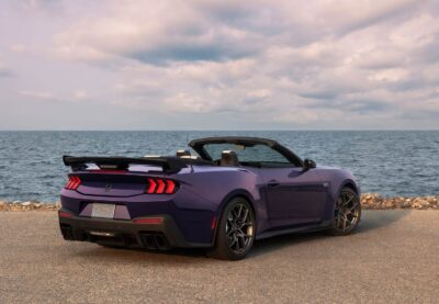 Ford Mustang Dark Horse SC convertible: 795 caballos para disfrutar a cielo abierto