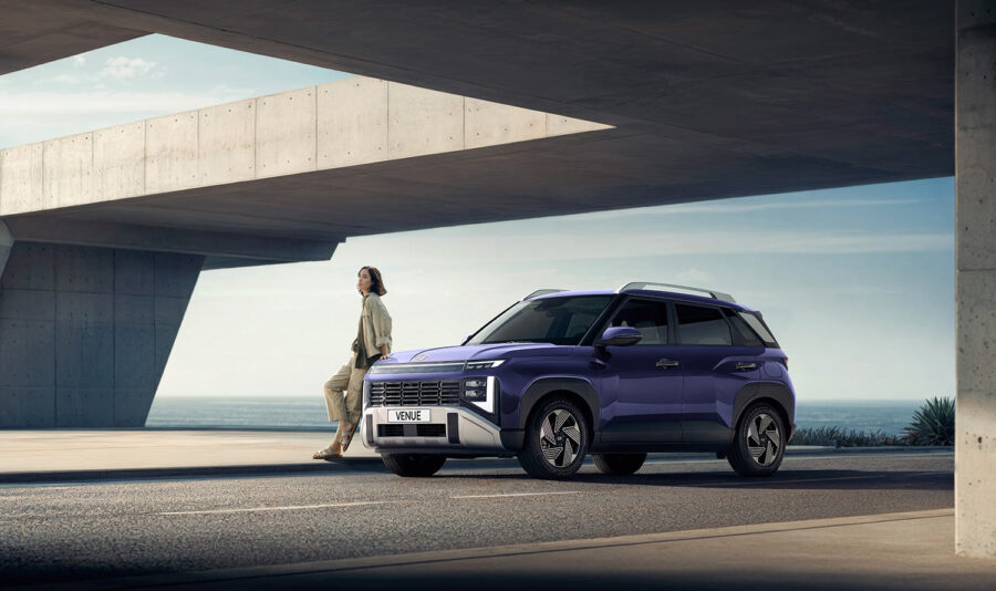 Hyundai Venue 2027 en México lateral