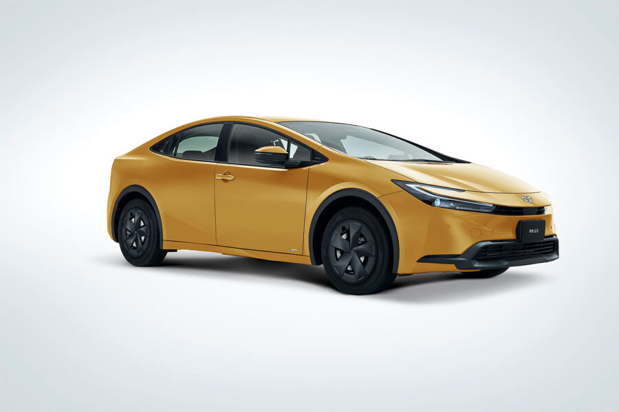 Toyota Prius 2027 en México, color mostaza - exterior parte lateral derecha