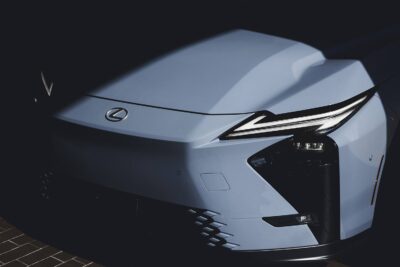 Lexus ES 350h 2027 en México - diseño exterior
