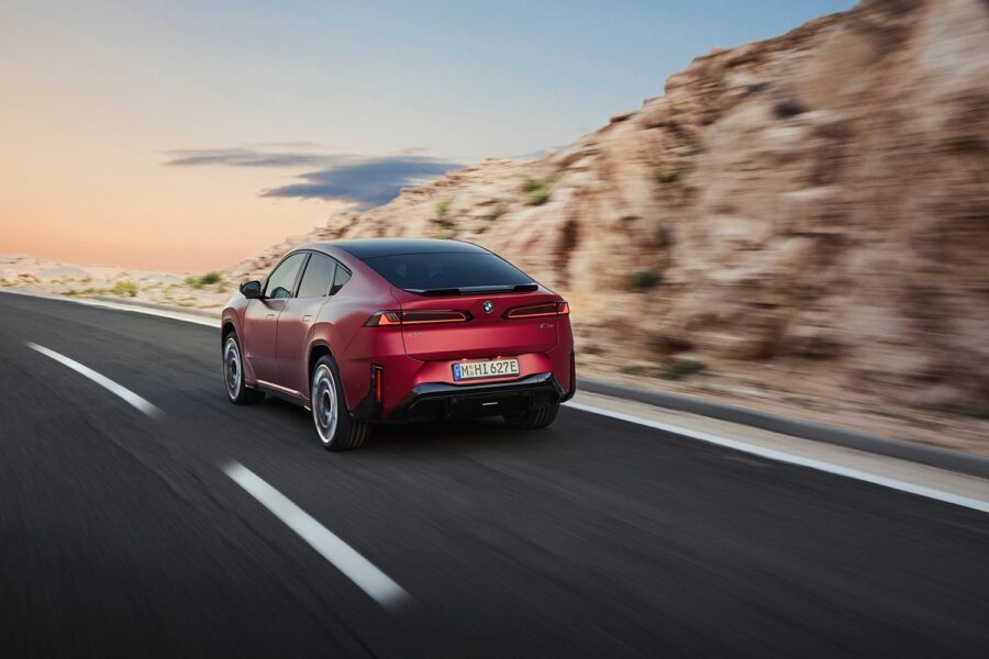 El nuevo BMW iX4 totalmente eléctrico - interior