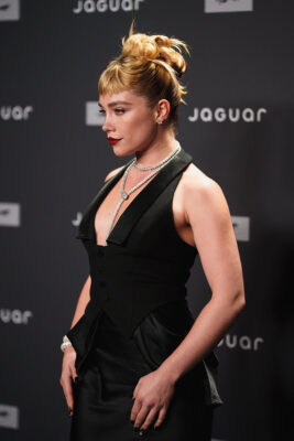 Jaguar presentó en Nueva York el nuevo Type 01 - Florence Pugh